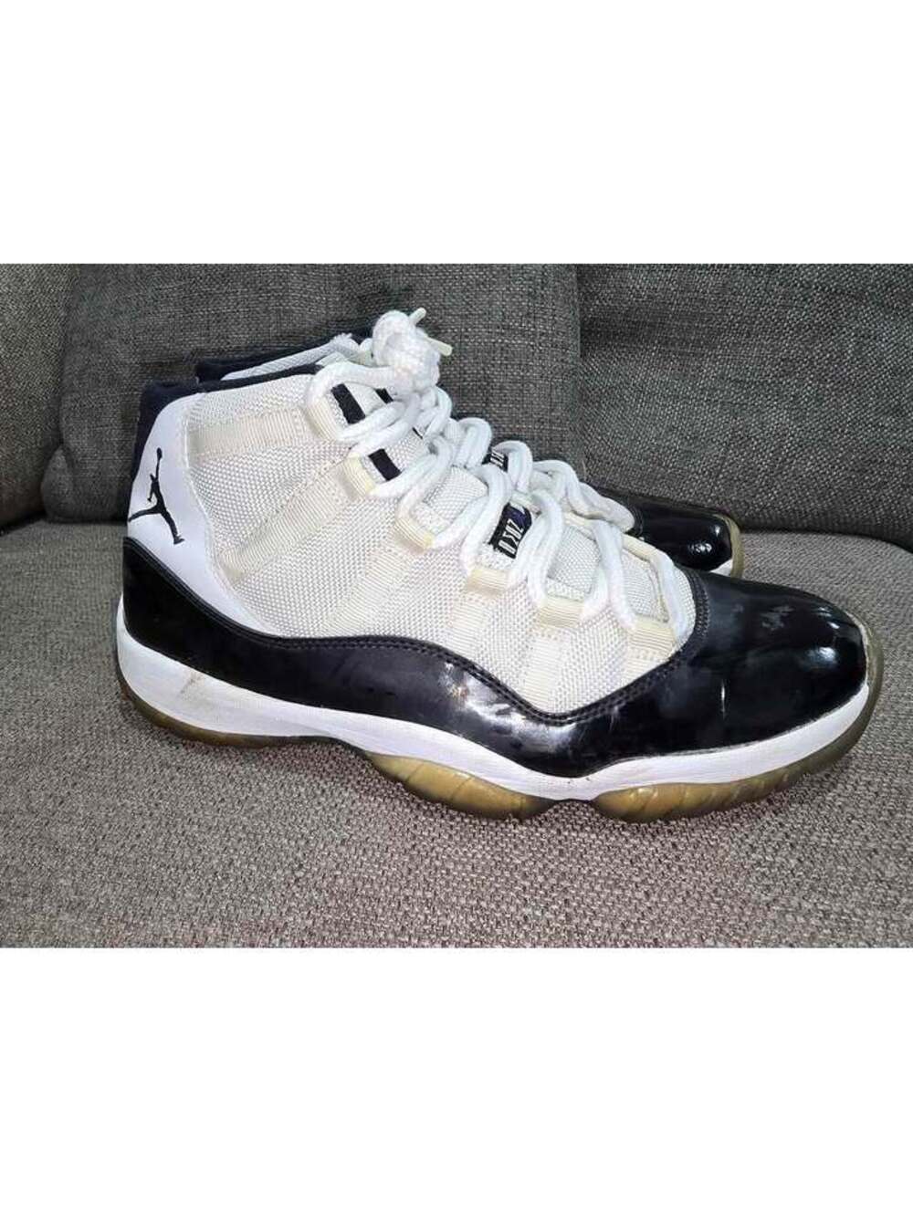 Jordan Air Jordan 11 Retro Concord 2011 White Black 378037-107 Men's Sneaker